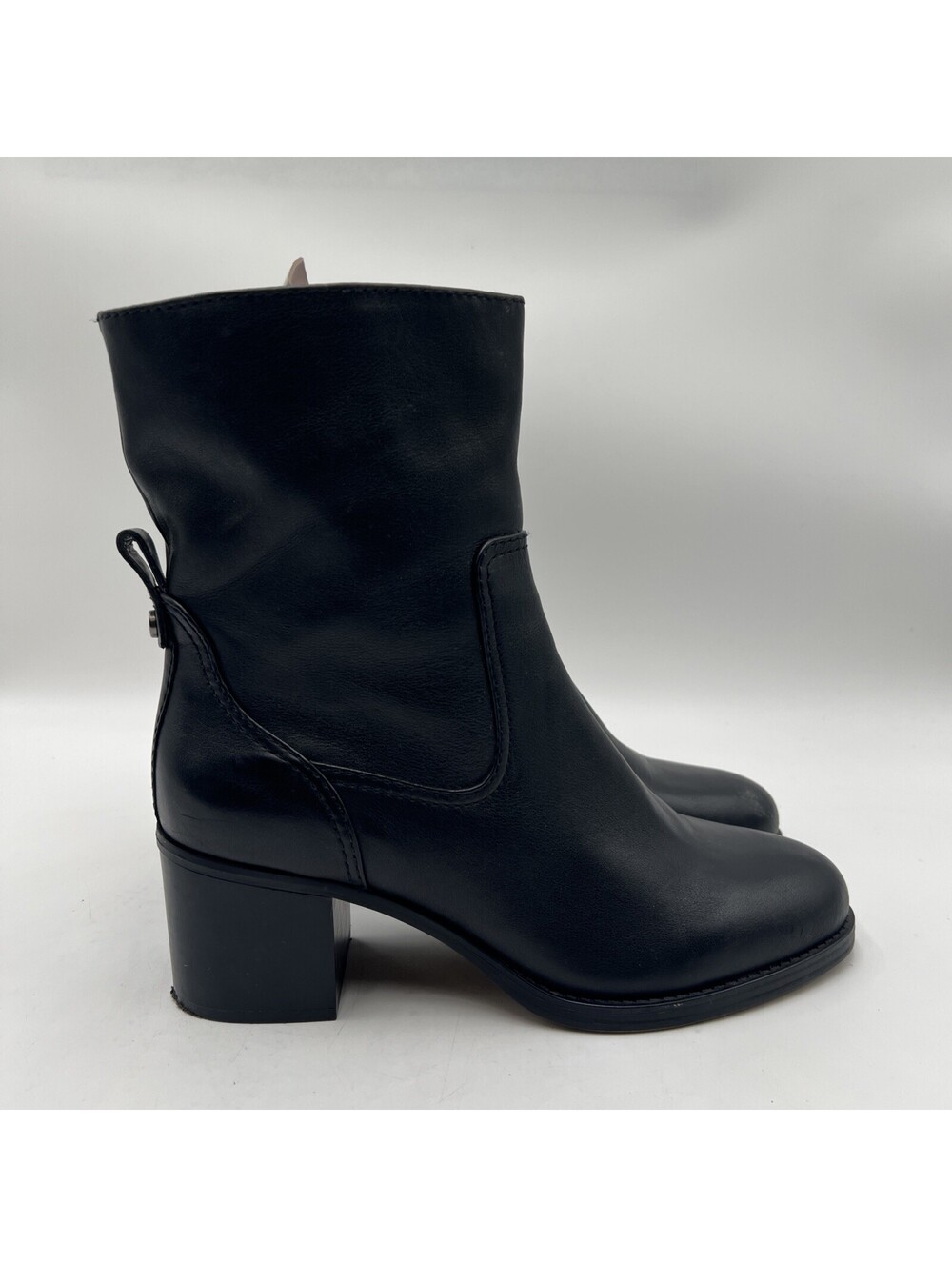 Vince Camuto ZABRINAA Black Leather Round Toe Side Zip Booties, Size 9.5M